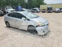2011 Toyota PRIUS фото