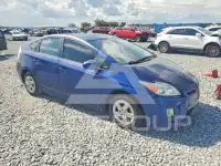 2011 Toyota PRIUS фото