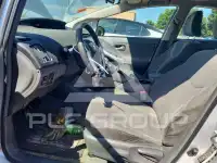 2011 Toyota PRIUS фото