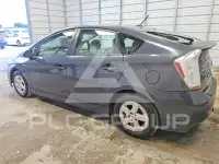 2011 Toyota PRIUS фото