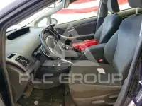 2011 Toyota PRIUS фото