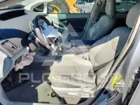 2011 Toyota PRIUS фото