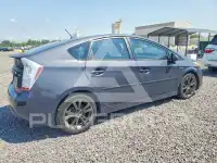 2011 Toyota PRIUS photo
