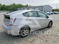 2011 Toyota PRIUS фото
