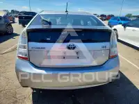 2011 Toyota PRIUS фото