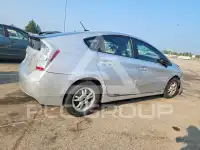 2011 Toyota PRIUS фото