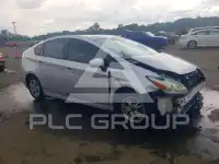 2011 Toyota PRIUS фото