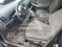 2011 Toyota PRIUS фото