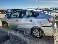2011 Toyota PRIUS фото