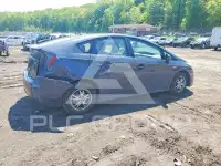 2011 Toyota PRIUS фото