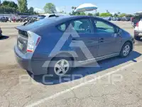 2011 Toyota PRIUS фото