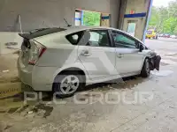 2011 Toyota PRIUS photo