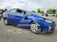 2011 Toyota PRIUS фото