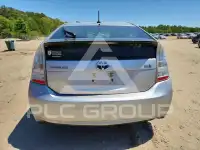 2011 Toyota PRIUS фото