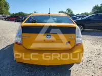 2011 Toyota PRIUS фото