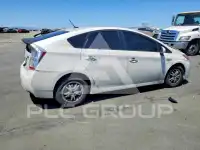 2011 Toyota PRIUS фото