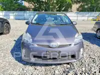 2011 Toyota PRIUS фото