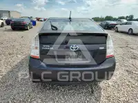 2011 Toyota PRIUS фото