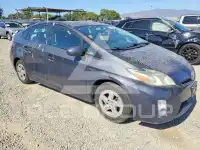 2011 Toyota PRIUS фото