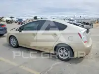 2011 Toyota PRIUS фото