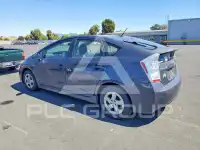 2011 Toyota PRIUS фото
