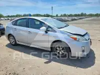2011 Toyota PRIUS фото