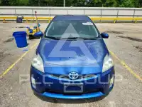 2011 Toyota PRIUS фото