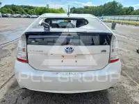 2011 Toyota PRIUS фото