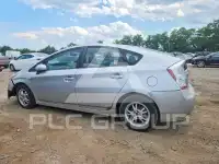 2011 Toyota PRIUS фото