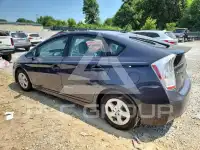 2011 Toyota PRIUS фото