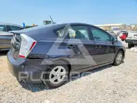 2011 Toyota PRIUS фото