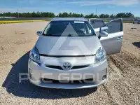 2011 Toyota PRIUS фото
