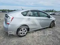 2011 Toyota PRIUS фото