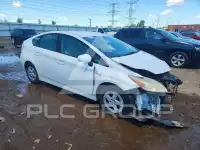 2011 Toyota PRIUS фото