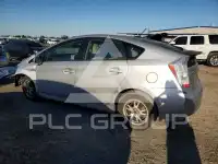 2011 Toyota PRIUS фото