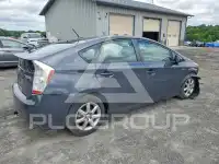 2011 Toyota PRIUS фото