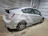 2011 Toyota PRIUS фото