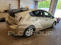 2011 Toyota PRIUS фото