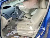 2011 Toyota PRIUS фото