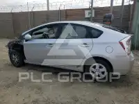 2011 Toyota PRIUS фото