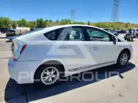 2011 Toyota PRIUS фото