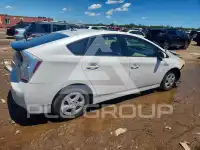 2011 Toyota PRIUS фото
