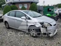 2011 Toyota PRIUS фото