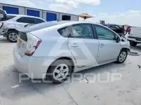 2011 Toyota PRIUS фото