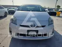 2011 Toyota PRIUS фото