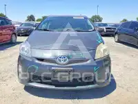 2011 Toyota PRIUS фото