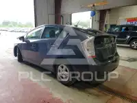 2011 Toyota PRIUS фото