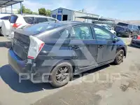 2011 Toyota PRIUS photo