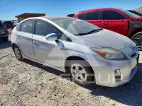 2011 Toyota PRIUS фото
