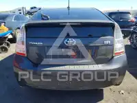 2011 Toyota PRIUS фото